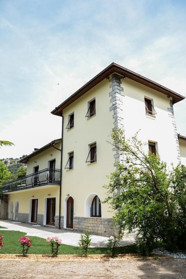 Villa Torbole Torbole Sul Garda Eksteriør bilde