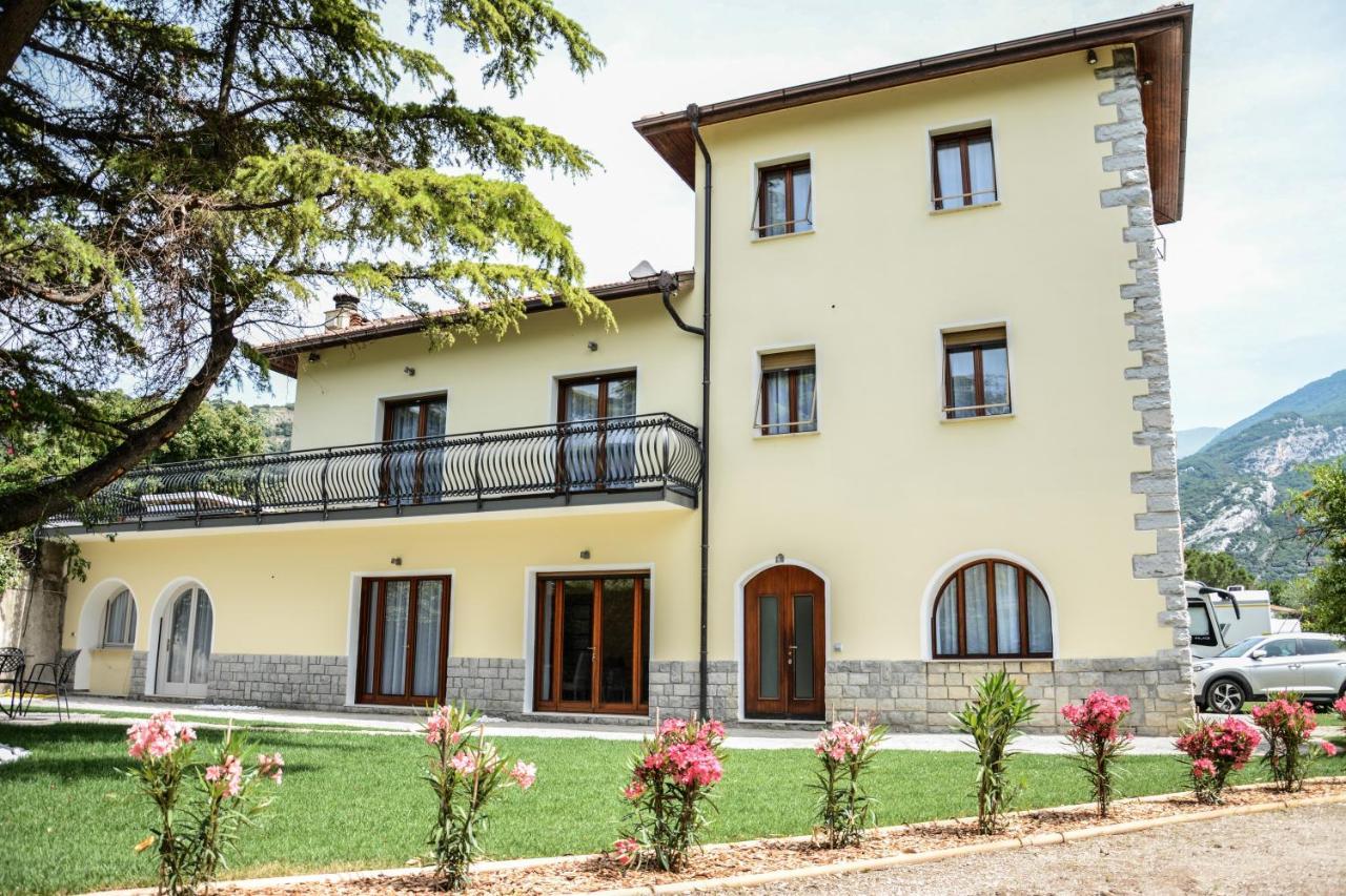 Villa Torbole Torbole Sul Garda Eksteriør bilde
