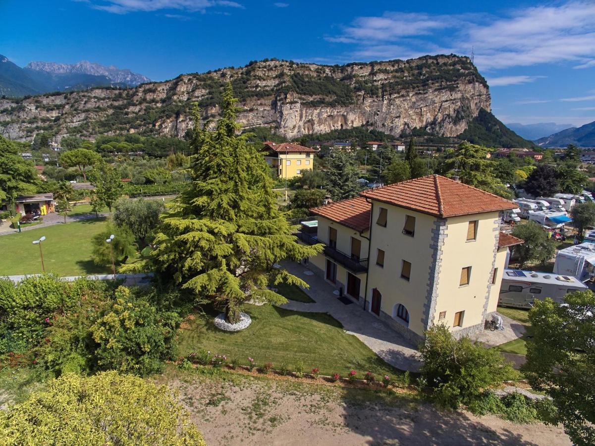 Villa Torbole Torbole Sul Garda Eksteriør bilde
